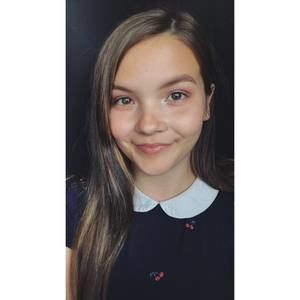 Meet your Posher, Emy